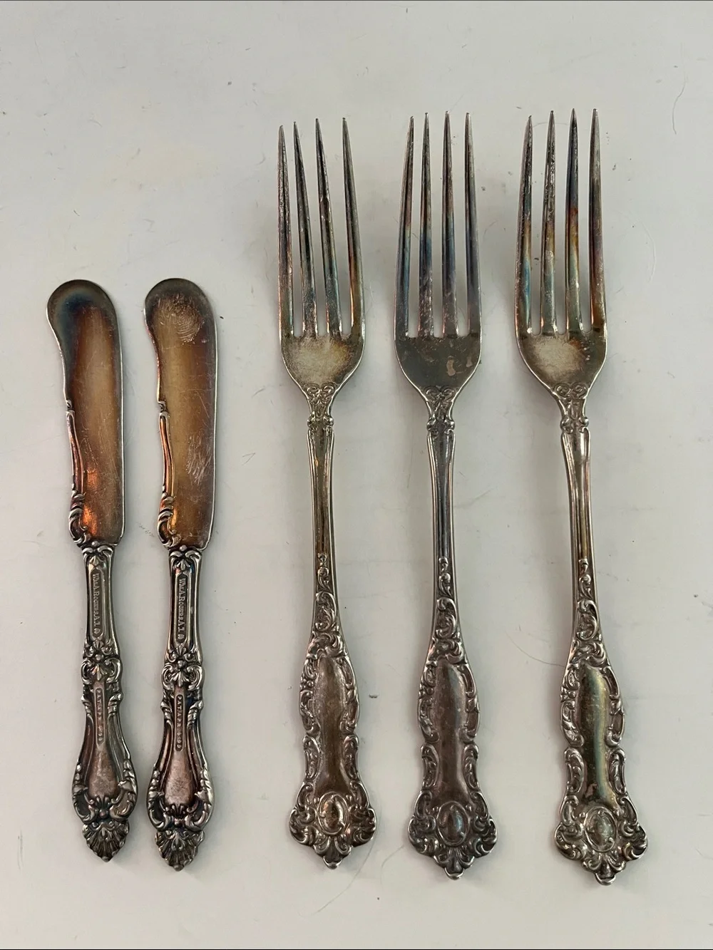 Rogers Oxford Silverplate Dinner Forks & Butter Spreaders